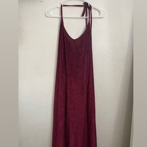 Burgundy strapy body con dress!